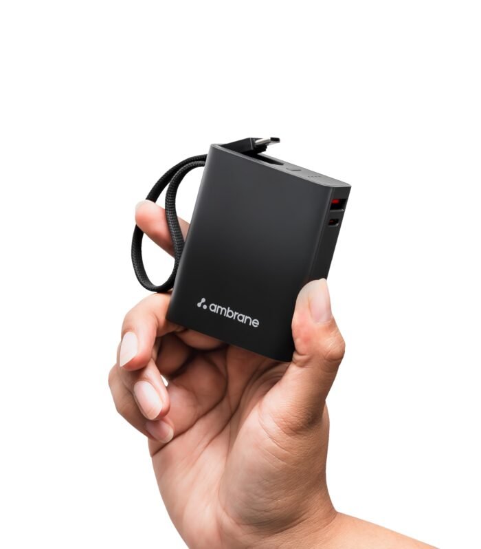 10000mAh Smallest Pocket Size Powerbank, Hanging InBuilt Type C Cable, 22.5W Fast Charging, Type C PD & USB Output for iPhone, Android Mobiles & Other Devices (MiniCharge 11, Black)